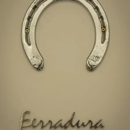 Quinta Da Torre - Casas De Campo Frühstückspension