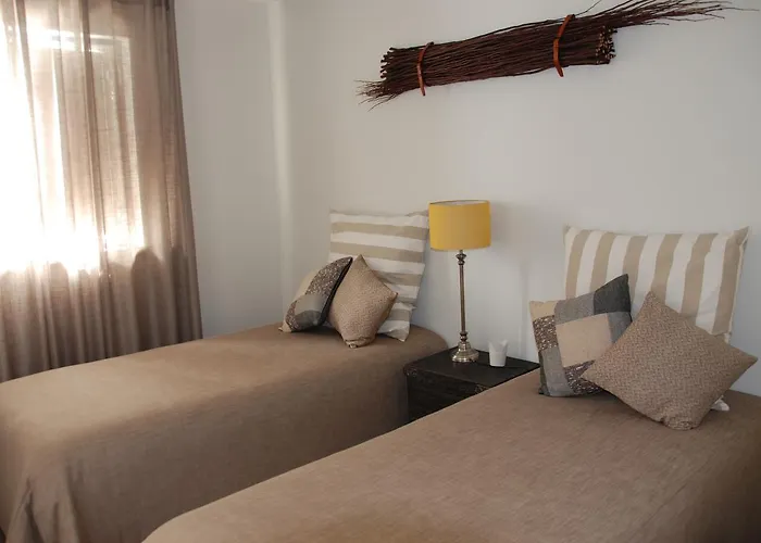 Quinta Da Torre - Casas De Campo Panzió